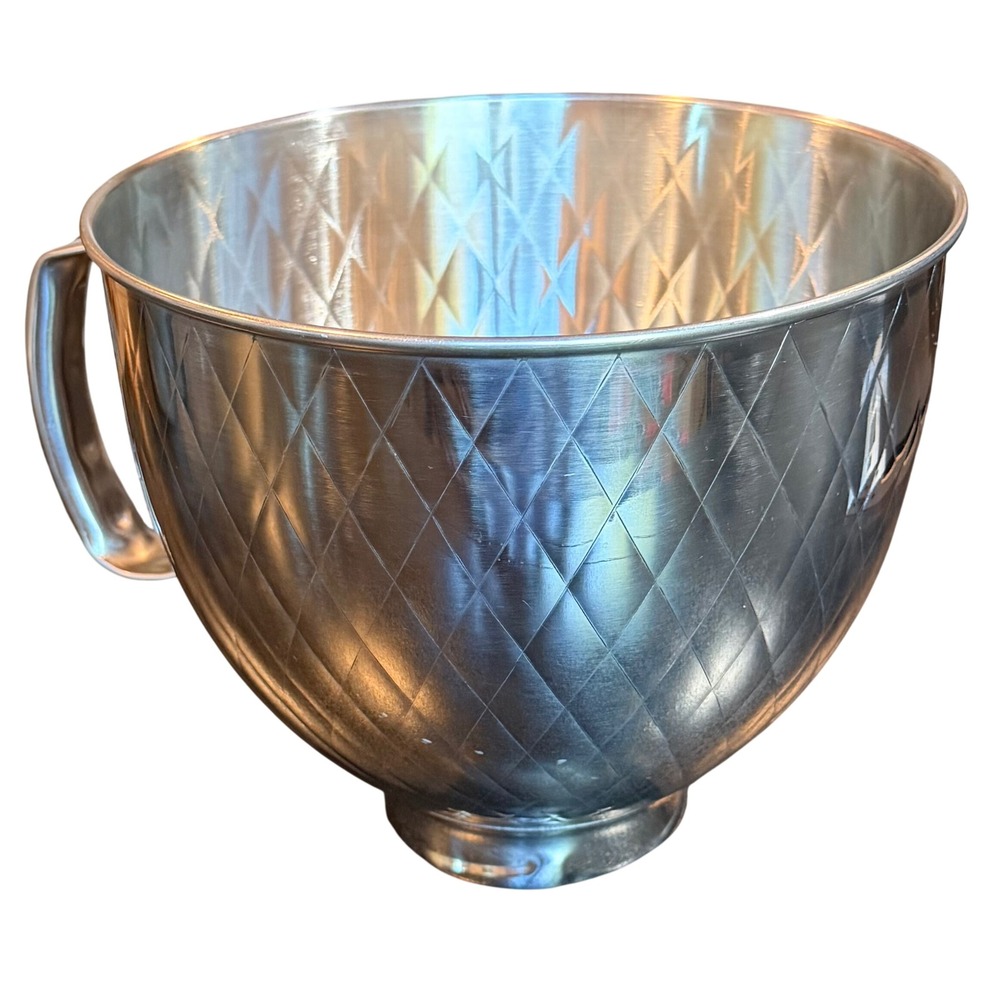 KitchenAid 5 Quart Stainless Steel Bowl Quilted Diamond Pattern Tilt Head Mixer